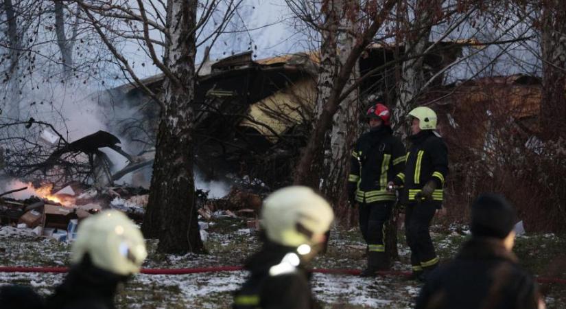 Lezuhant egy teherszállító repülőgép a litván fővárosban, egy ember meghalt