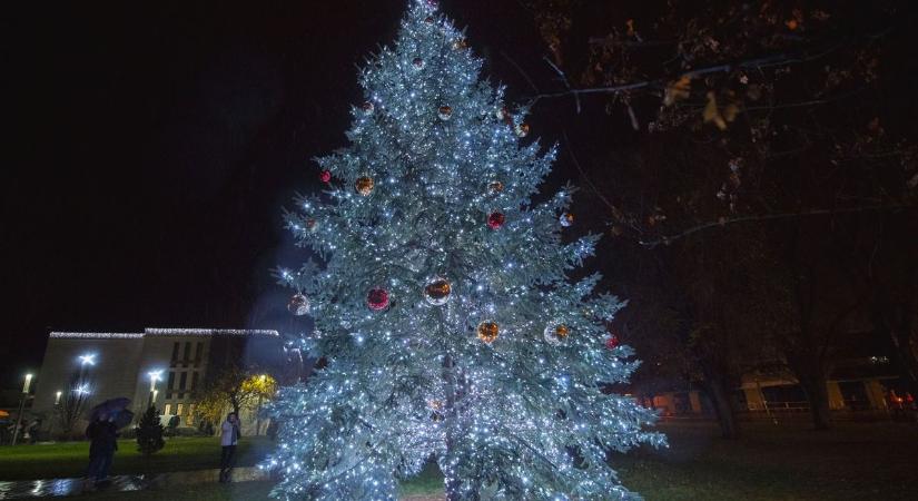 Különleges adventi programmal készülnek Hajdúszoboszlón