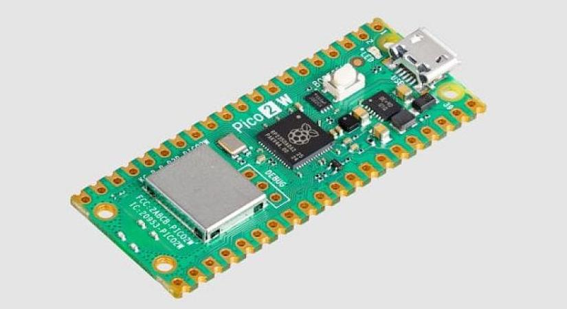 Itt a Pico 2 W, a Raspberry Pi Wi-Fi-t is tudó mikrolapja