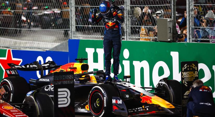 Apja szerint nem kizárt, hogy Verstappen szünetet tart F1-es pályafutásában