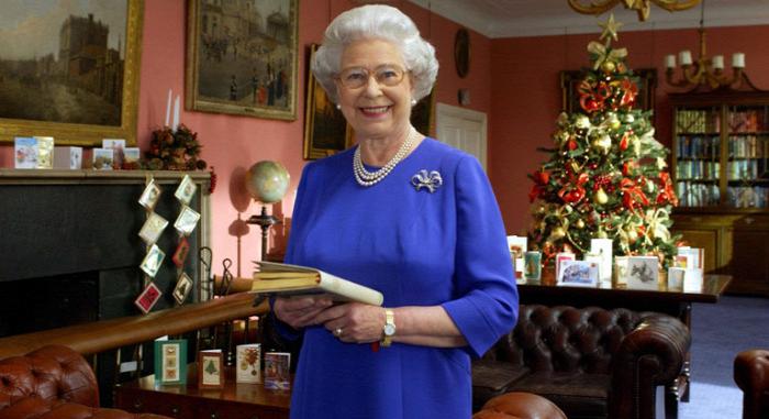 Ismerd meg a brit királyi családi szokatlan karácsonyi szokásait