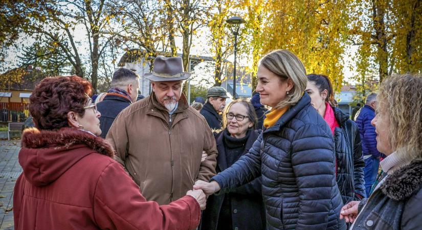 Sem a DK, sem az MSZP, sem a Második Reformkor nem adott még le aláírásokat