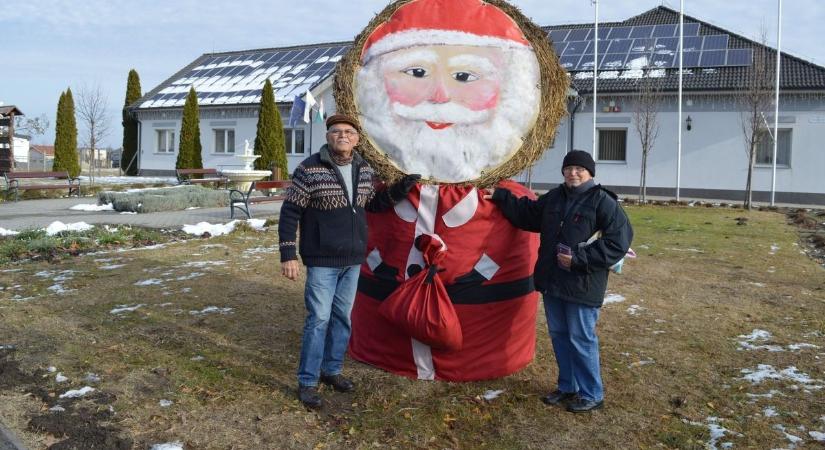 Egy jó szelfiért megéri a téglási városháza felé kerülni