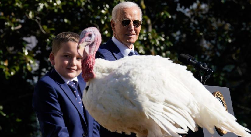 Joe Biden utoljára adott kegyelmet! Ezek a jómadarak úszták meg, hogy terítékre kerüljenek - fotók