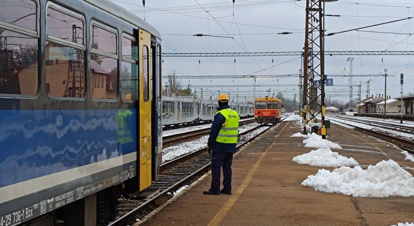 Elmondta a vasutas szakszervezet, mi okozza az egyre súlyosabb problémákat a MÁV-nál