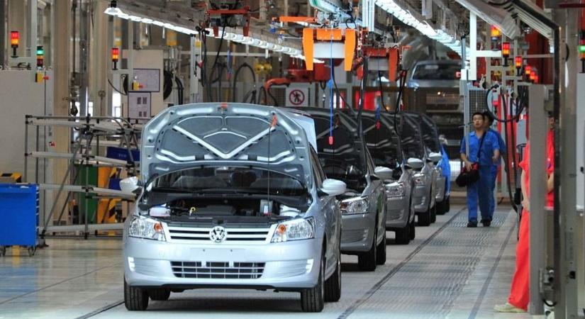 Újabb gyártól kénytelen megválni a Volkswagen