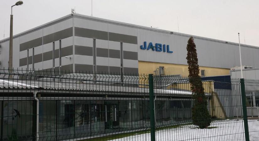 Nehéz döntést hoztak – itt a Jabil közleménye a tiszaújvárosi gyárról