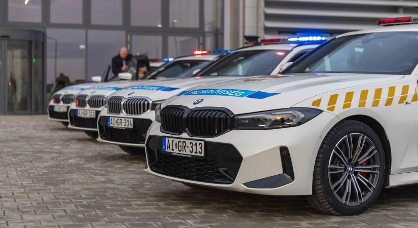 Vadonatúj autókkal járult hozzá a BMW Debrecen biztonságához – fotókkal, videóval