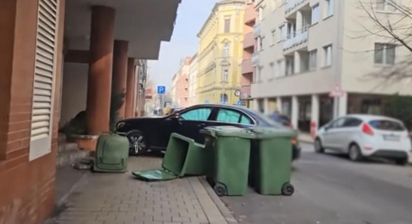 Pokoli balhé Ferencvárosban: szándékosan elgázolta, majd rá is támadt a futárra a Mercedes sofőrje - videón a döbbenetes jelenet