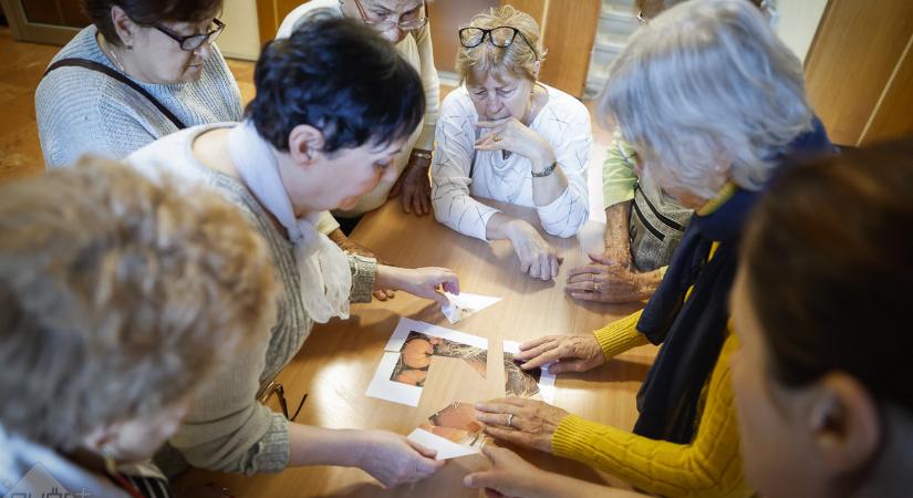 Új adással jelentkezett a Szenior Szalon