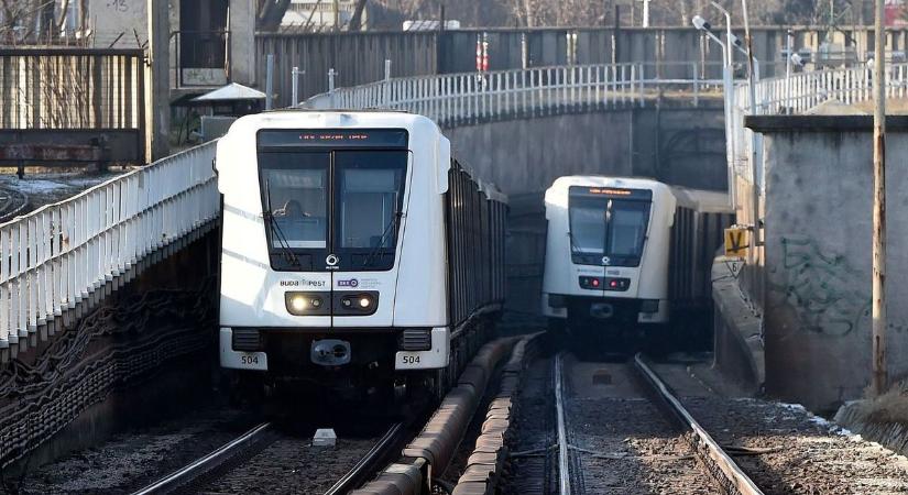 Járműhiba: pótlóbusz jár a kettes metró vonalán