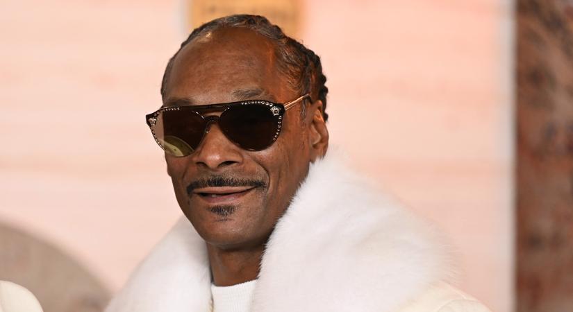 Zokog a világ, mert rosszfiúnak tartják, de mégis így ünnepli a hálaadást Snoop Dogg 9 gyönyörű unokájával