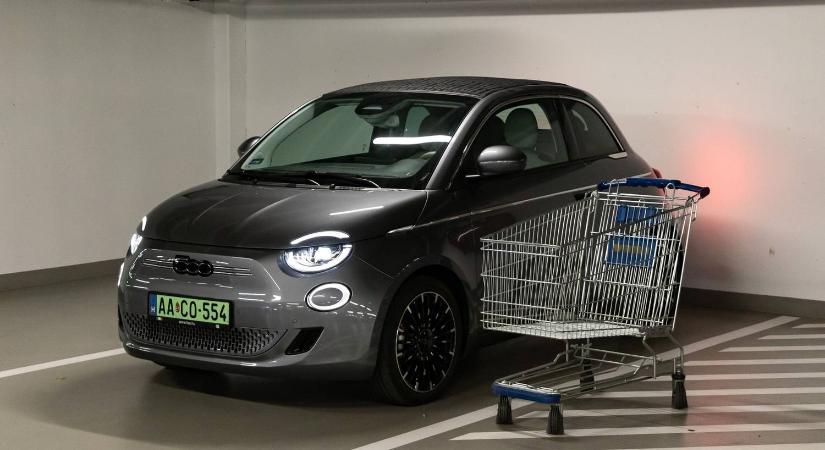 Ismét egy hónapra szüneteltetik a Fiat 500e gyártását