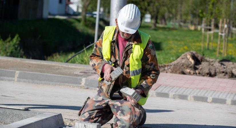 Minimálbér-emelés: így hat a vállalkozókra a szakértő szerint