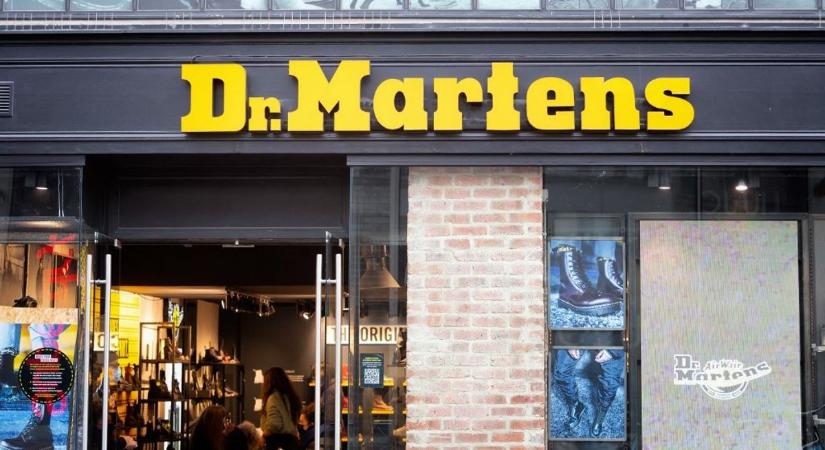 Dr Martens: már nem szorít annyira a cipő, de van még rajta varrni való