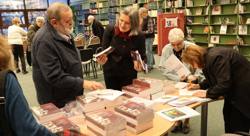 Vásárhelyi könyvet is bemutattak