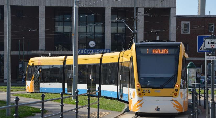 Drágul a tömegközlekedés, a temetkezés, és új parkolási rendelet is életbe lép Debrecenben