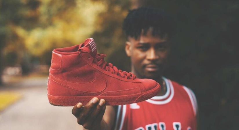 Air Jordan sneakerek városi divatban: kombináld őket a mindennapi outfitjeiddel!