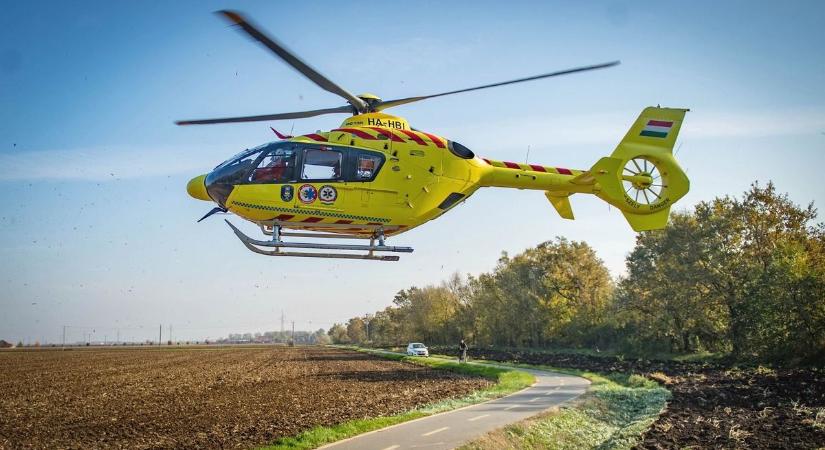 Két busz karambolozott Debrecenben, mentőhelikopter is érkezett