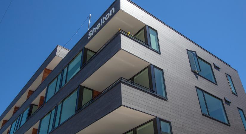 A modern és a hagyományos stílus találkozása – Shelton Eastlake apartmankomplexum, Seattle