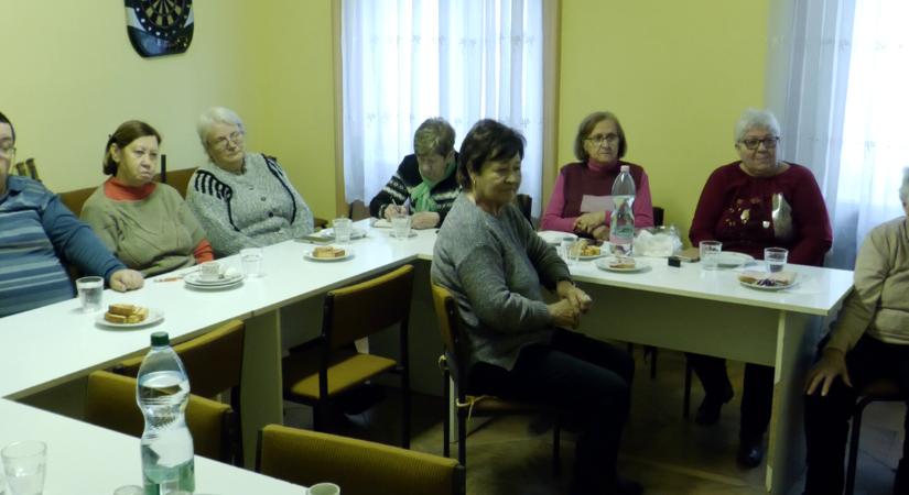 Szakembertől tájékozódhattak a jogosultságaikról a kanizsai vakok – és gyengénlátók