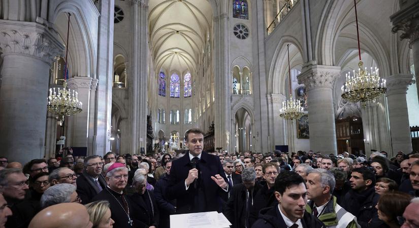 Átadták a felújított Notre-Dame-székesegyházat (GALÉRIA)