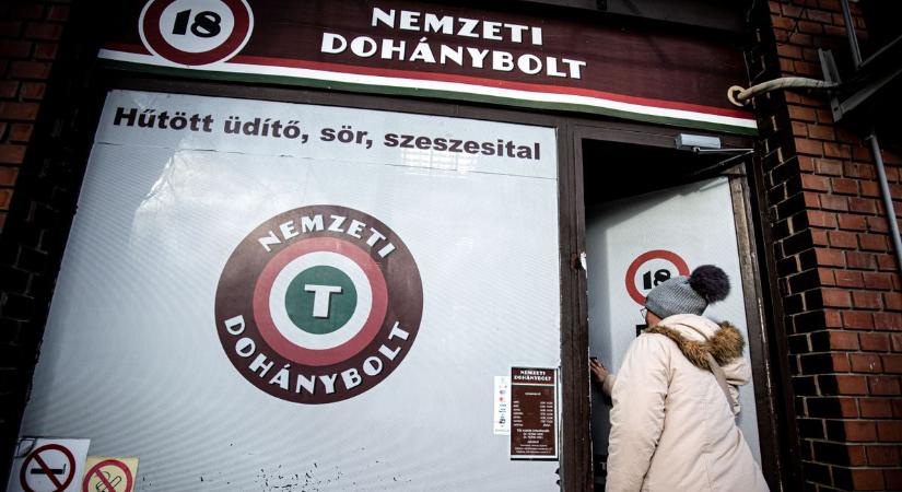 „Tizenhárom évesen már a Búza téren dohányoznak” – kifakadtak a miskolciak a gyerekeket kiszolgáló trafikokra