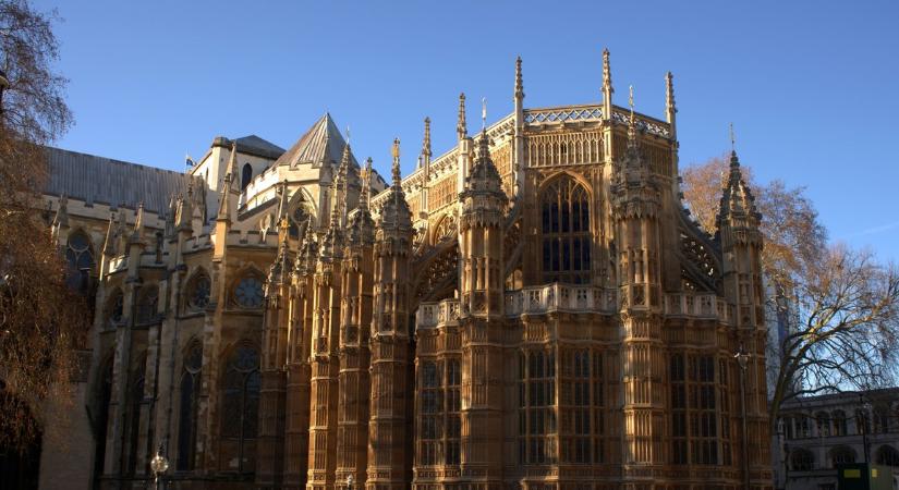 Megszavazta a londoni parlament az asszisztált öngyilkosságról szóló törvénytervezetet