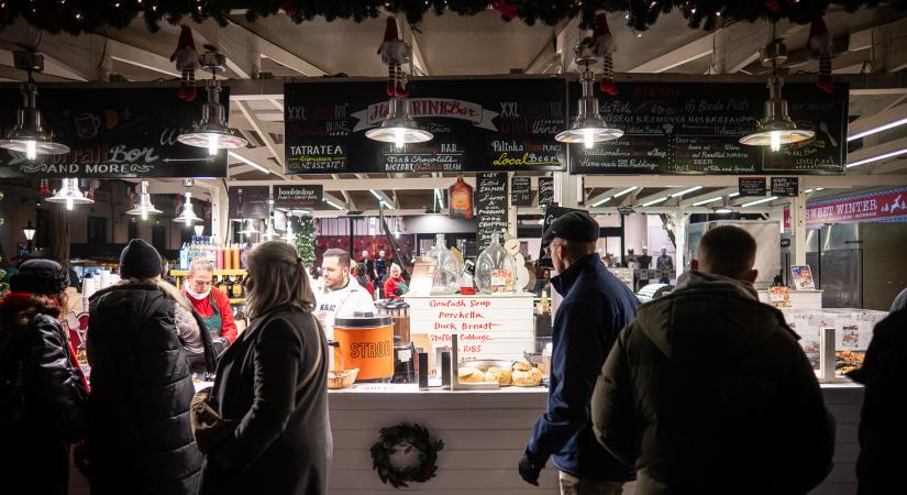 Vörösmarty tér: Azt hittük, minden eddiginél durvább lesz a karácsonyi vásár, de erre nem számítottunk