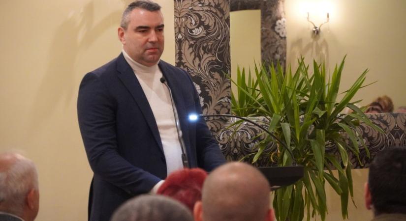 ifj Lomnici Zoltán: a konzultáció adhat erőt, felhatalmazást a kormánynak