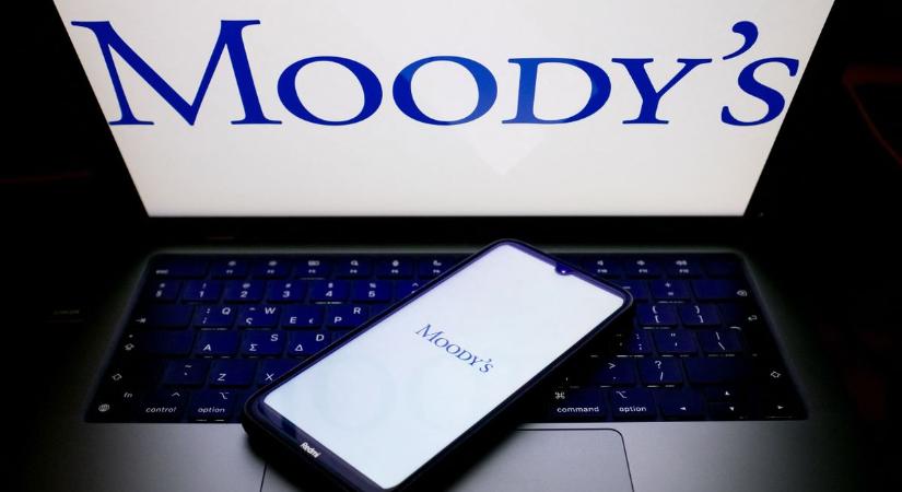 Továbbra is befektetésre ajánlja a magyar gazdaságot a Moody's