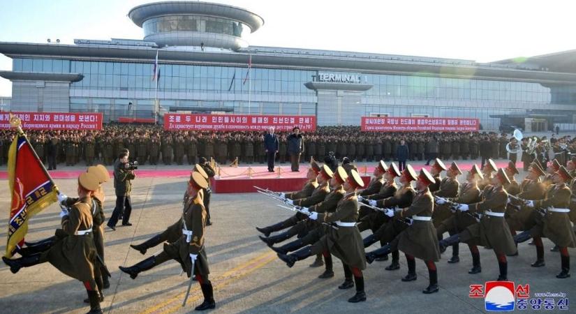 Áradozik az észak-koreai sajtó az orosz miniszter látogatásáról