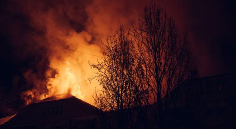 Felcsaptak a lángok a szabolcsi településen