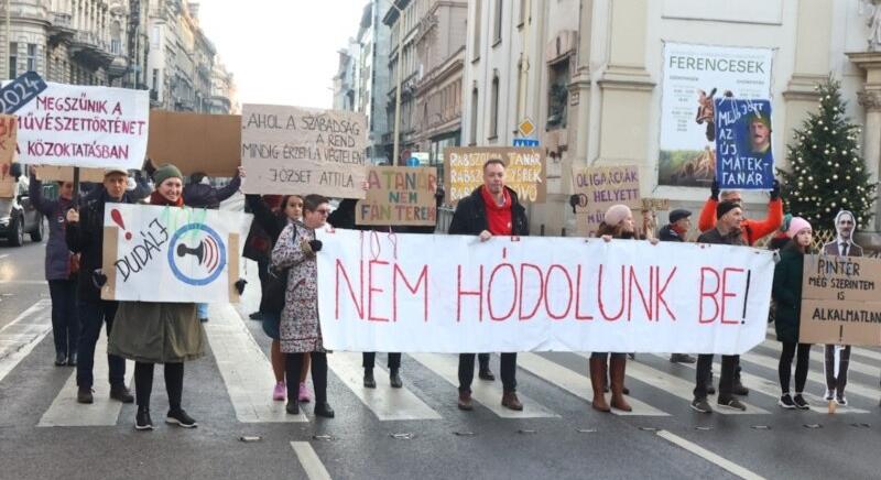 Pénzt hiányoló főpolgármester, vendégmunkások és egy szerda a zebrán