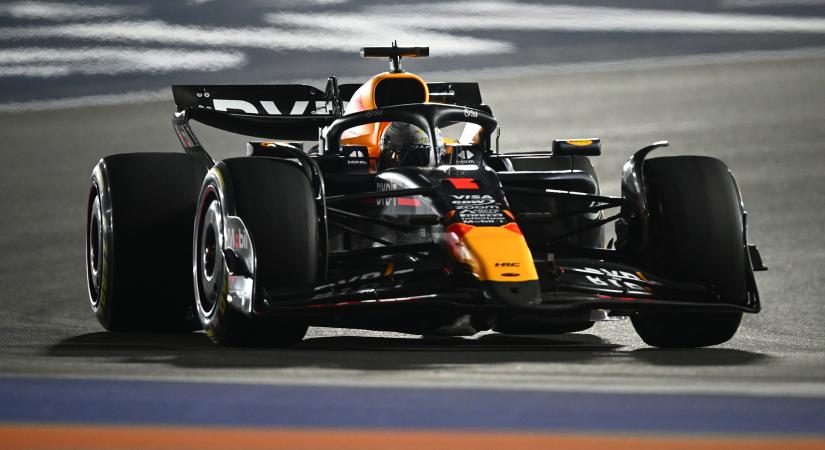 Verstappen varázsolt a katari időmérőn