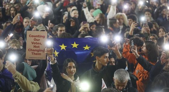 A grúz államfő bejelentette, nem fog távozni hivatalából, amikor lejárna a mandátuma