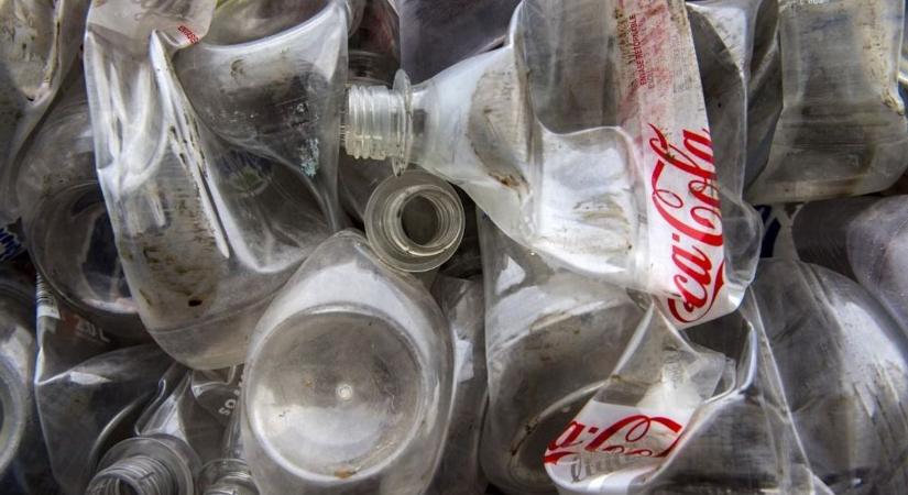 Coca-Cola: rengeteg üdítőt biogázosítanak el a szomszédban