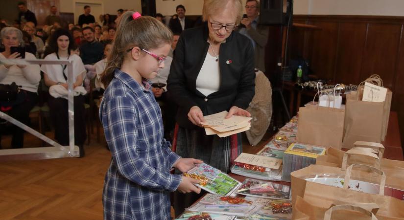 Megnyílt a 22. Betlehemi Szép Csillag kiállítás (galéria)