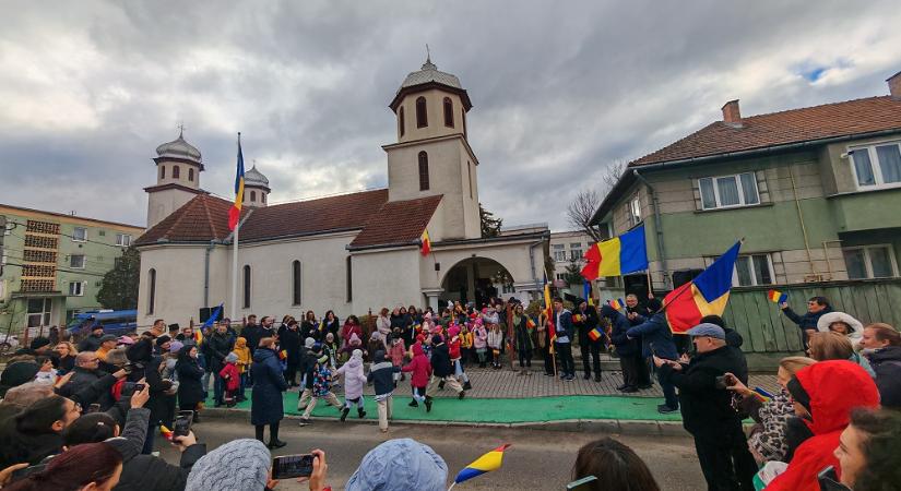 Csendesen ünnepelt a románság Kézdivásárhelyen