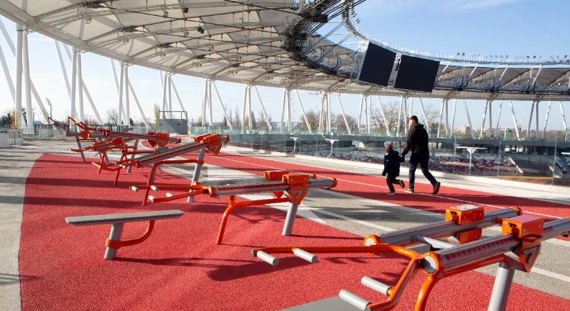 Mostantól bárki kipróbálhatja az atlétikai stadion tetején épült panorámás futókört