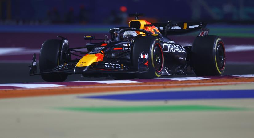 F1: Defektek és büntetések közt nyert Verstappen