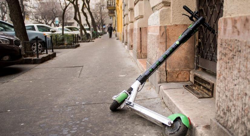 Szigorítják az elektromos rollerrel való közlekedést