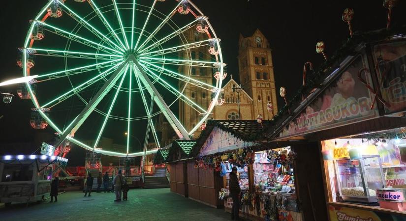 Rengeteg újdonsággal nyitott meg Nyíregyházán az adventi forgatag