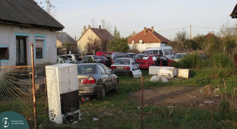 Roncstelep a borsodi udvarban – temetőben bujkált a tulaj