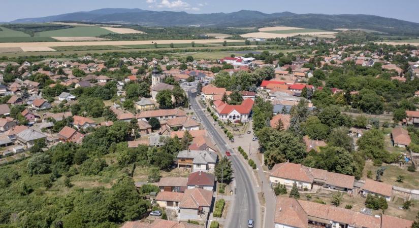 Rezsisokk, infláció, elvont adók – miből élnek most az önkormányzatok?