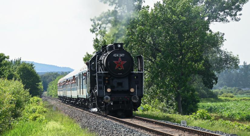 Vitézy Dávid szerint Lázár János újabb vonalbezárásokat készít elő, és folytatja a magyar vasút visszafejlesztését