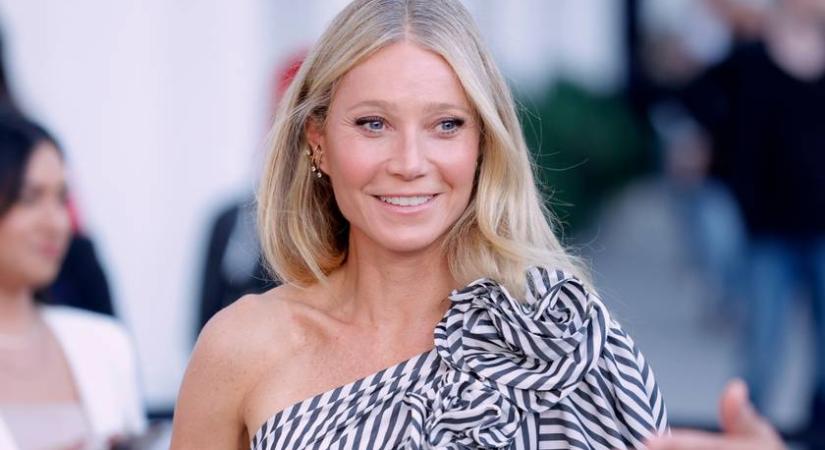 Gwyneth Paltrow 20 éves lánya lélegzetelállító volt a párizsi bálon: Apple Martin kék ruhában tündökölt