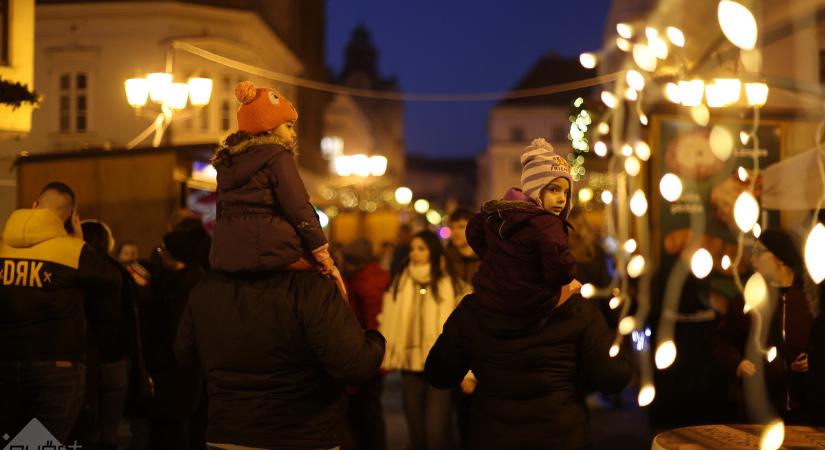 Ünnepi varázslat Győr belvárosában