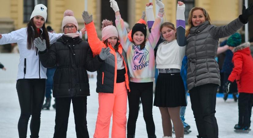 Ami ingyenes a debreceni adventi vásárban