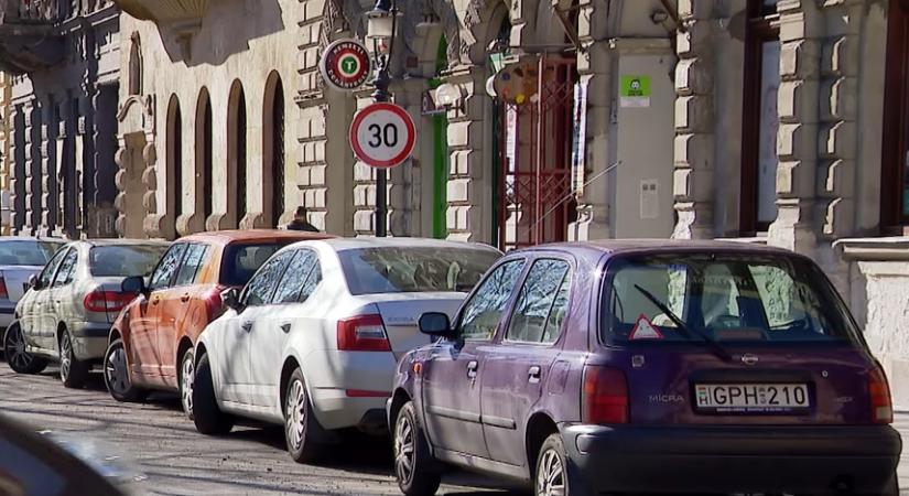 Akár 1600 forintba is kerülhet majd 1 óra parkolás a belvárosban  videó